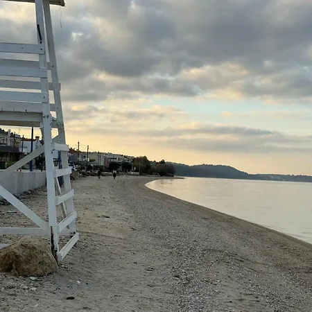 Ammos Luxe Seaside Полихроно